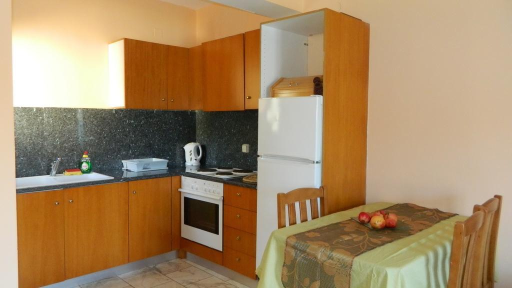 Forkis Apartments バティ エクステリア 写真